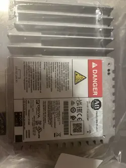 ALLEN-BRADLEY PANELVIEW PLUS 7 GRAPHIC TERMINAL 2711P-T15C22D9P.  BRAND NEW