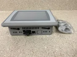 ALLEN BRADLEY 2711P-T6C21D8S