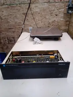 2706-B23J8 ALLEN BRADLEY OPERATOR INTERFACE