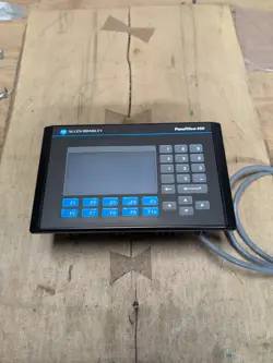 ALLEN BRADLEY 2711-B5A2 SER B FRN 1.07 PANELVIEW 550 TOUCHSCREEN KEYPAD HMI