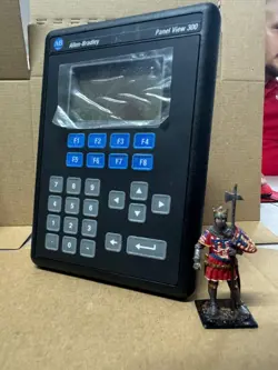 *NEW - NO BOX* ALLEN BRADLEY 2711-K3A2L1 PANELVIEW 300 OPERATOR INTERFACE PANEL