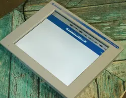 ALLEN-BRADLEY 6186-M17ALTR VERSAVIEW 1700M TOUCH MONITOR 17