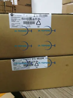 1PC NEW ALLEN BRADLEY 2711P-T15C22D8S  ONE-YEAR WARRANTY