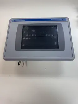 ALLEN-BRADLEY PANEL VIEW PLUS 700 2711P-T7C4D8