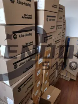 NEW ALLEN-BRADLEY 2711-T10C8 1000 COLOR TERMINAL 10.4-IN AB 2711 T10C8