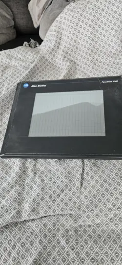 2711-T10G8X  ALLEN BRADLEY PANELVIEW 1000