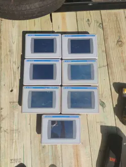 ALLEN BRADLEY PANELVIEW PLUS 700 (LOT OF 12)