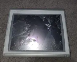 PANELVIEW PLUS 2711P-T15C22A9P