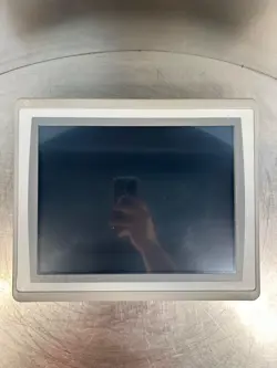 ALLEN BRADLEY 2711P-T15C22D8S PLUS 7 (2-F1)