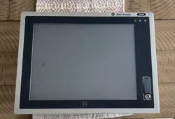 ALLEN BRADLEY 1500 P 15 INCH INTEGRATED DISPLAY COMPUTER 6181P-15A2HW71AC