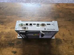 ALLEN BRADLEY VERSAVIEW 5400 BOX PC 6200P-NS3A4 SERIES A