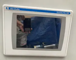 PANELVIEW PLUS 1000, ALLEN BRADLEY, CAT 2711P-RDT10C + 2711P-T10C4D8 + 2711P-RP8