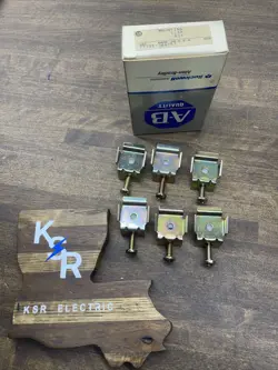 *NEW* ALLEN BRADLEY 77135-166-51 PANELVIEW 2711 HMI MOUNTING CLIP KIT QTY-6