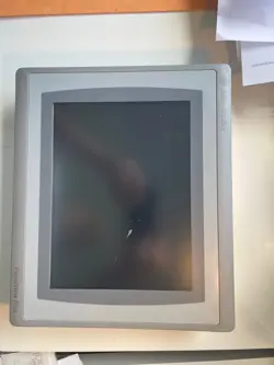 ALLEN BRADLEY 2711P T10C21D8S