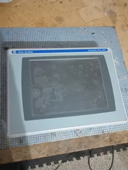 FOR PARTS ALLEN BRADLEY 2711PC-T10C4D8 W/ 2711PC-RP8D LOGIC MODULE