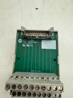 ALLEN BRADLEY 1492-IFM20FN INTERFACE MODULE SERIES A