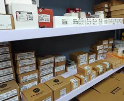 ALLEN-BRADLEY 2711P-T12C4D8 SER