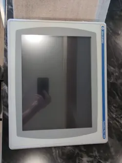 ALLEN-BRADLEY 2711P-RDT15C 15