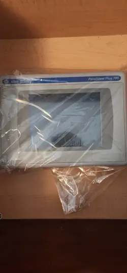 ALLEN-BRADLEY 2711P-T7C4D8K 6.5