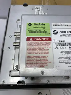 ALLEN BRADLEY 2711P-T12C15D1/A