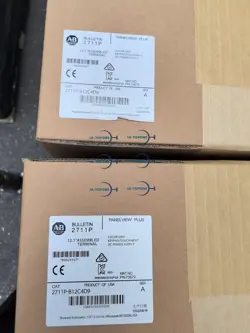 ALLEN-BRADLEY 2711P-B12C4D9 WITH