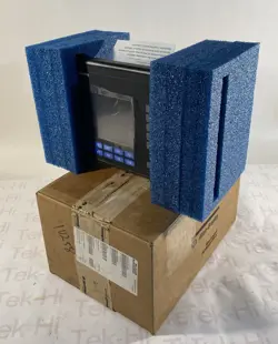 NEW ALLEN BRADLEY 2711-B6C8 PANELVIEW OVERNIGHT SHIPPING