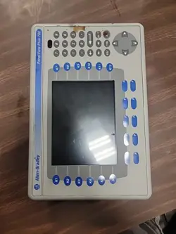ALLEN BRADLEY 2711P-K7C4D1 RP1 RKD7C PANELVIEW PLUS 700
