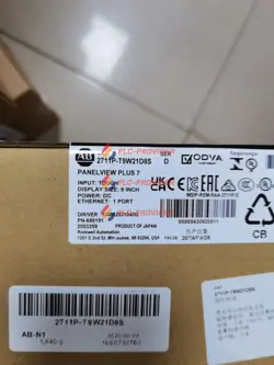 NEW ORIGINAL ALLEN BRADLEY 2711P-T9W21D8S REAL US STOCK