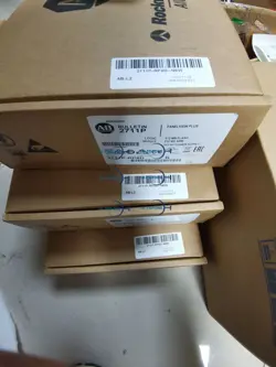 1PC BRAND NEW SEALED ALLEN-BRADLEY 2711P-RP8D US FREE TAX + WARRANTY