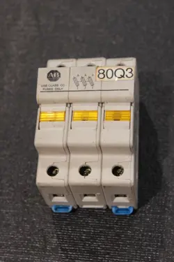 ALLEN BRADLEY 1492-FB3C30-L SER A FUSE HOLDER 3 POLE 30A 600V