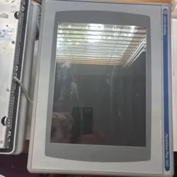 DISPLAY W/ 2711P-RP8D