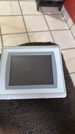 ALLEN BRADLEY 2711P-T10C21D8S SER B PANELVIEW PLUS 7 HMI USED