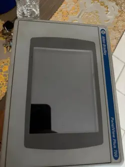 PANEL 2711P-RP8D USED