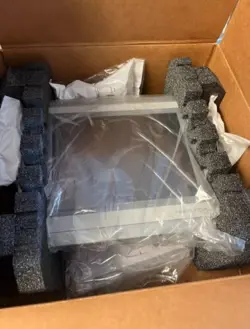 ALLEN-BRADLEY 2711P-T10C22D9P SER B  PANELVIEW PLUS PERFORMANCE  7 10