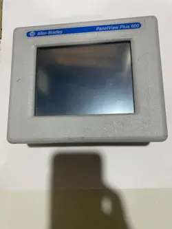 ALLEN BRADLEY 2711P-T6C20D8