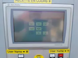 ALLEN BRADLEY PANELVIEW PLUS 2711P-T12W22D9P