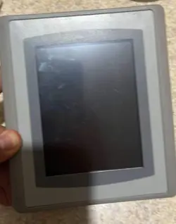 ALLEN-BRADLEY PANELVIEW PLUS 7 2711P-T6C21D8S-B SER A USED