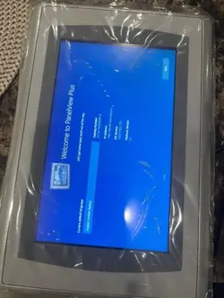 ALLEN BRADLEY 2711P-T9W22D9P/B