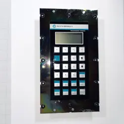 AB ALLEN BRADLEY 1300-DMT DOOR MOUNT PROGRAMMING TERMINAL 12V DC INPUT SERIES B