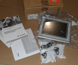 2711P-T10C22D9P ALLEN BRADLEY SER B PANELVIEW PLUS 7 OPERATOR PANEL UNUSED