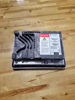 ALLEN-BRADLEY 2711P-T7C4D8 SER A PANELVIEW PLUS 700 2711P-RP8D SER A