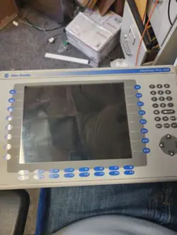 ALLEN BRADLEY PANELVIEW 1000 PLUS 2711P-B10C4D2 SER. A