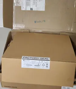 ALLEN-BRADLEY 2711P-T10C22D8S