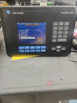 ALLEN-BRADLEY PANELVIEW 600 2711-K6C8 SER C REV A FRN 4.46 INTERFACE PANEL