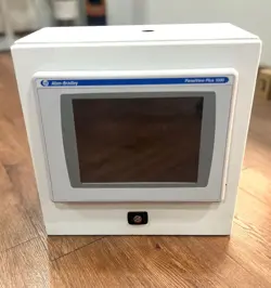 ALLEN-BRADLEY 2711P-RDT10C PLUS 1000