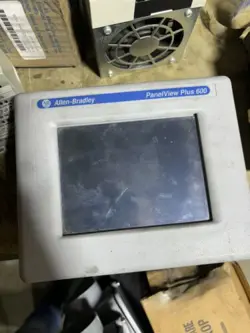 ALLEN BRADLEY 2711PC-T6C20D8  FW 8.0 PANELVIEW PLUS 600 USED