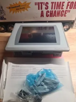 ALLEN BRADLEY 2711P-T7C21D8S PANELVIEW PLUS 7 SER D NEW NO BOX