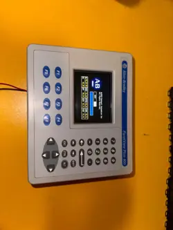 ALLEN BRADLEY 2711P-K4C20D8