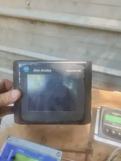 2711-T6C15L1 OPERATOR INTERFACE