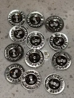 12 LOT MILITAIRES EQUIPMENT METAL VINTAGE WW2  BUTTON 15MM MILITARY UNIFORM NEW